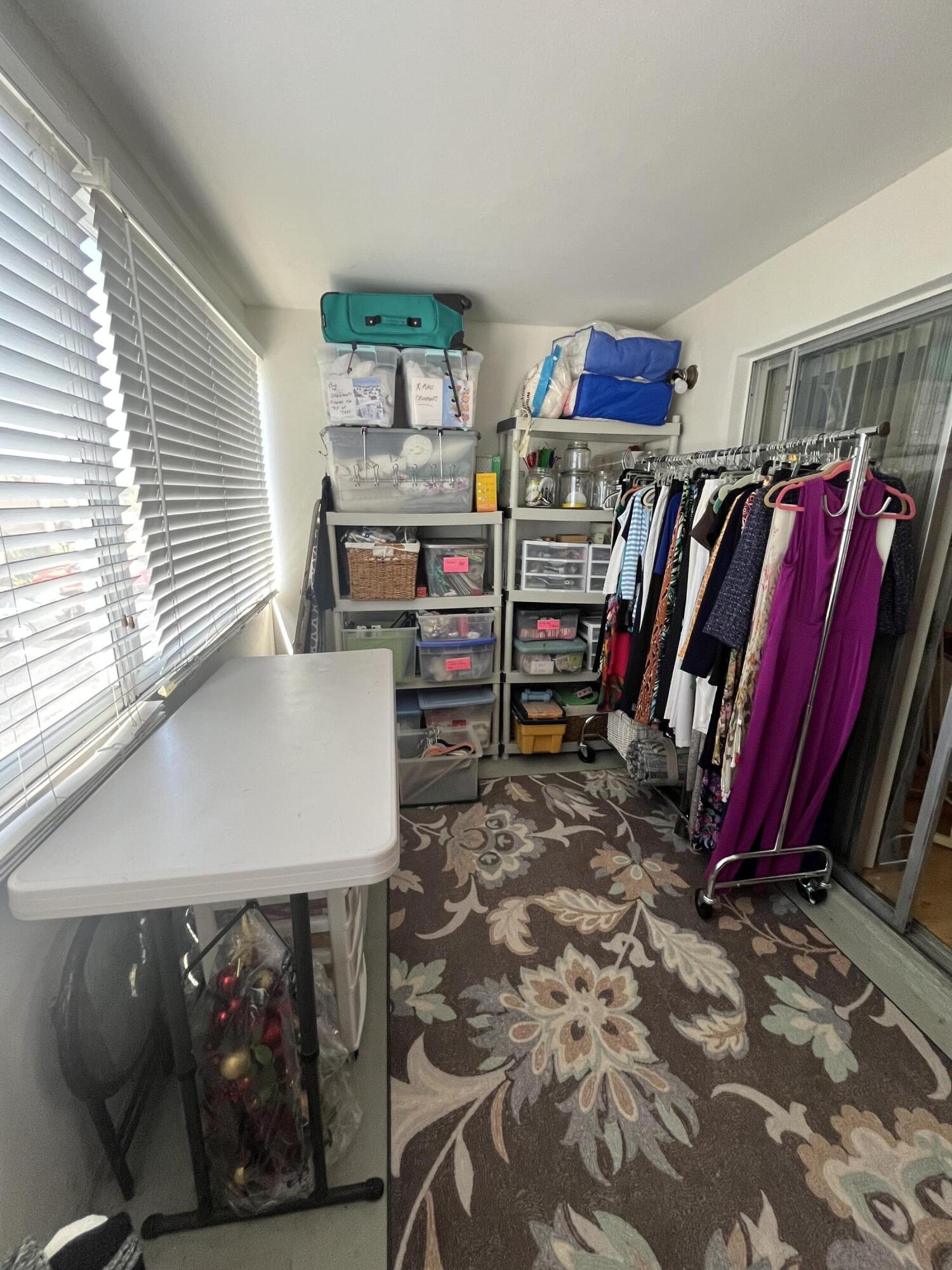 VILLAGE ROYALE - Residential