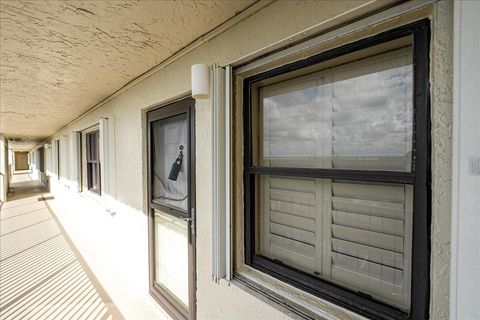 A home in Hutchinson Island