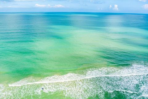 A home in Hutchinson Island