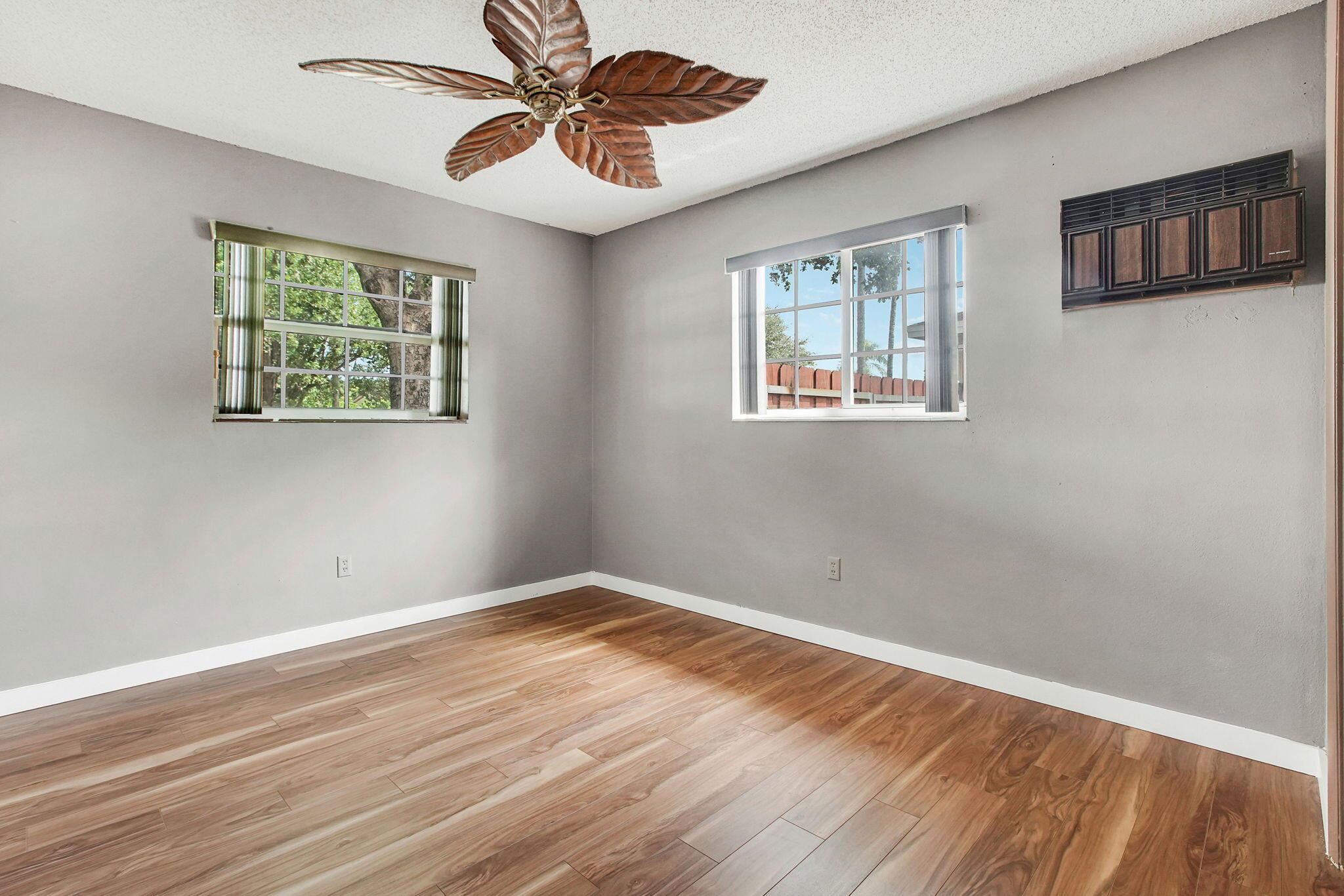 DARLINGTON MANOR - Residential