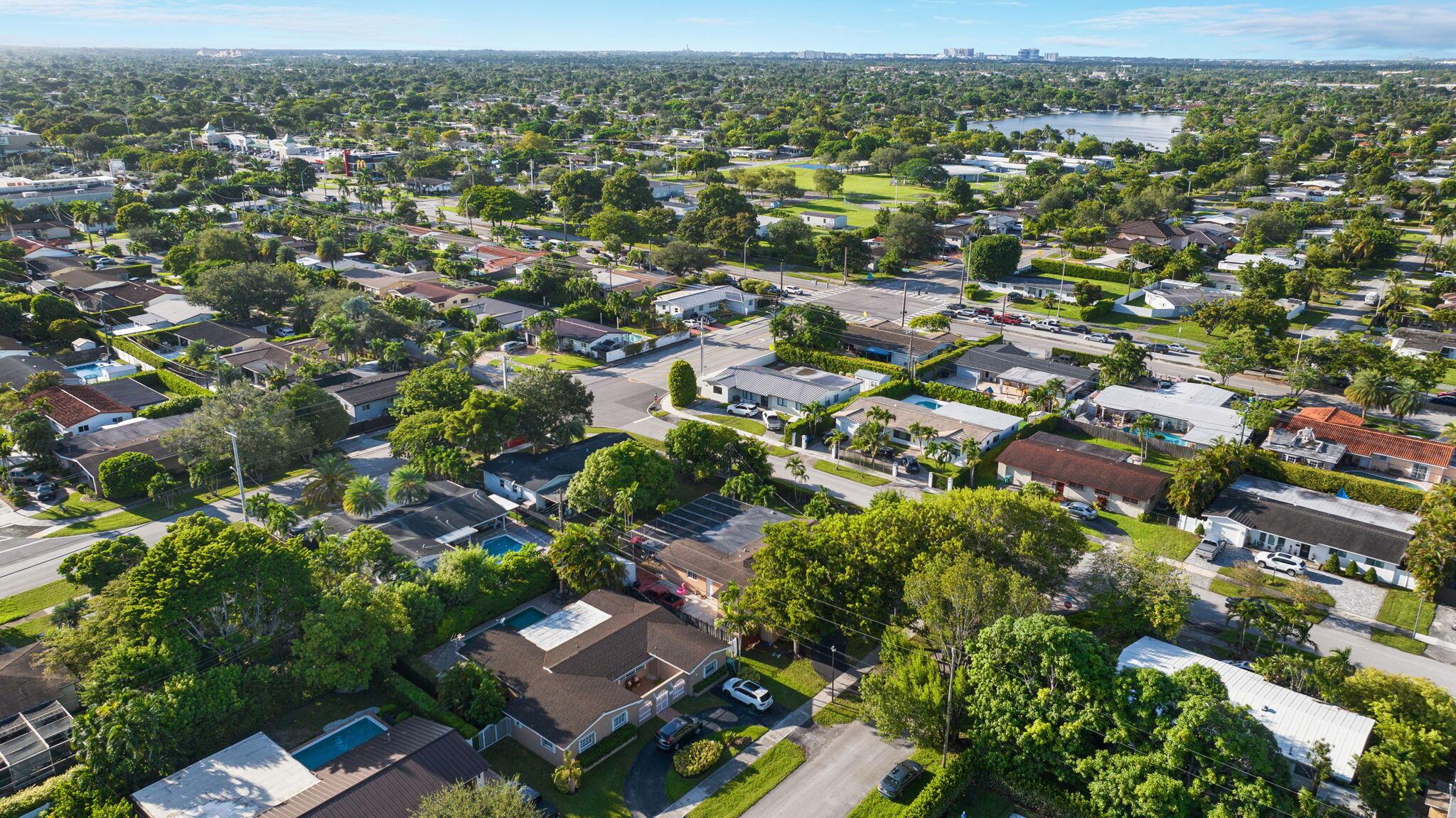 DARLINGTON MANOR - Residential