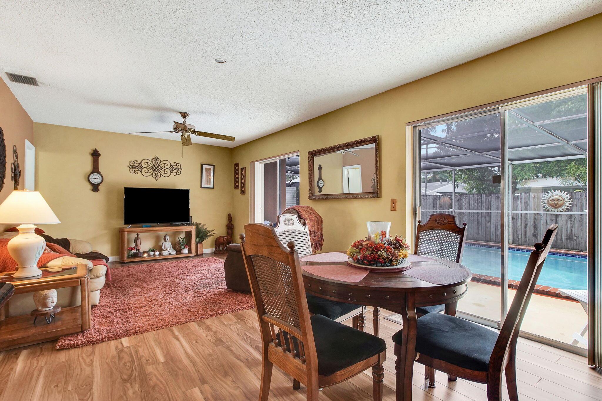 DARLINGTON MANOR - Residential