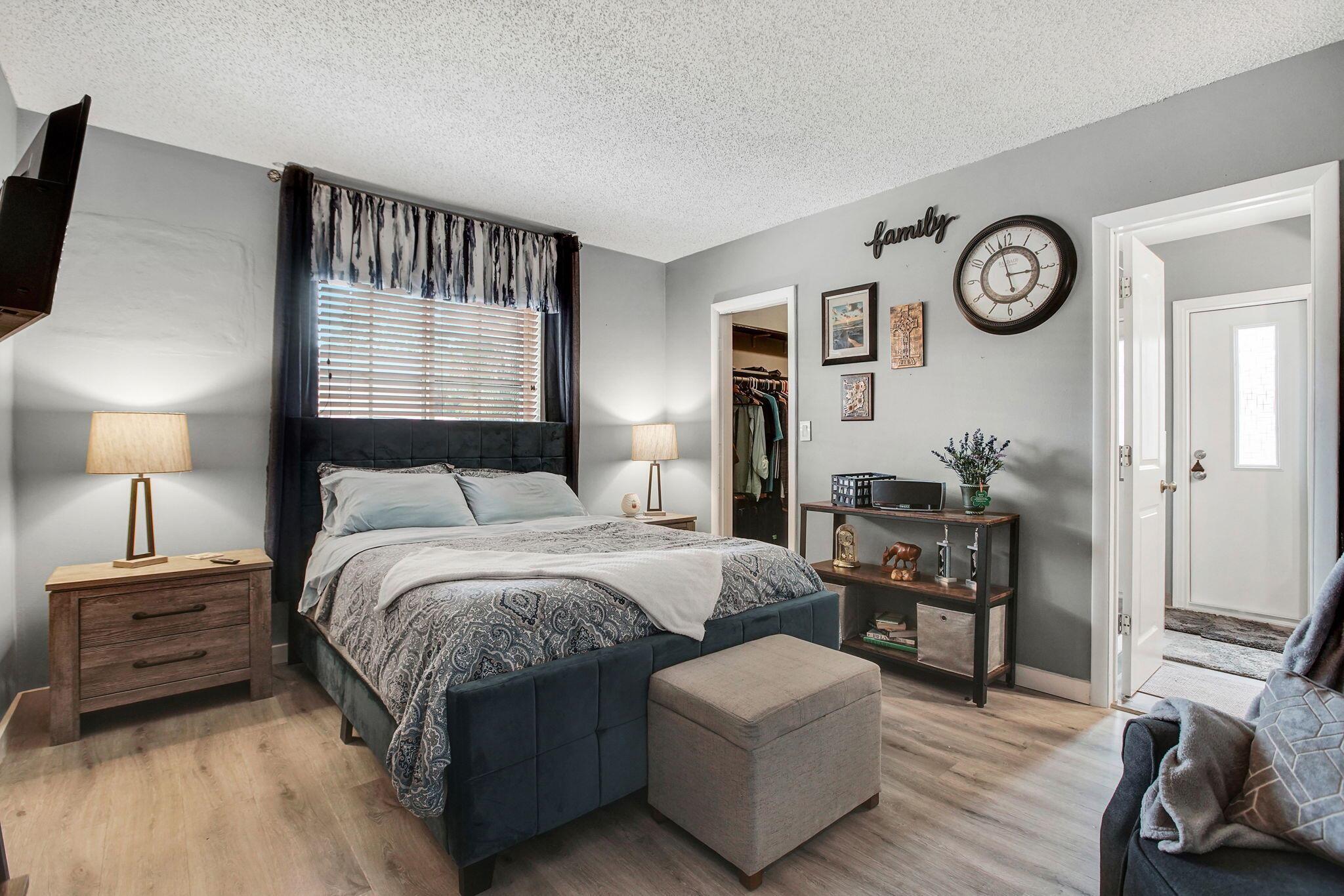 DARLINGTON MANOR - Residential