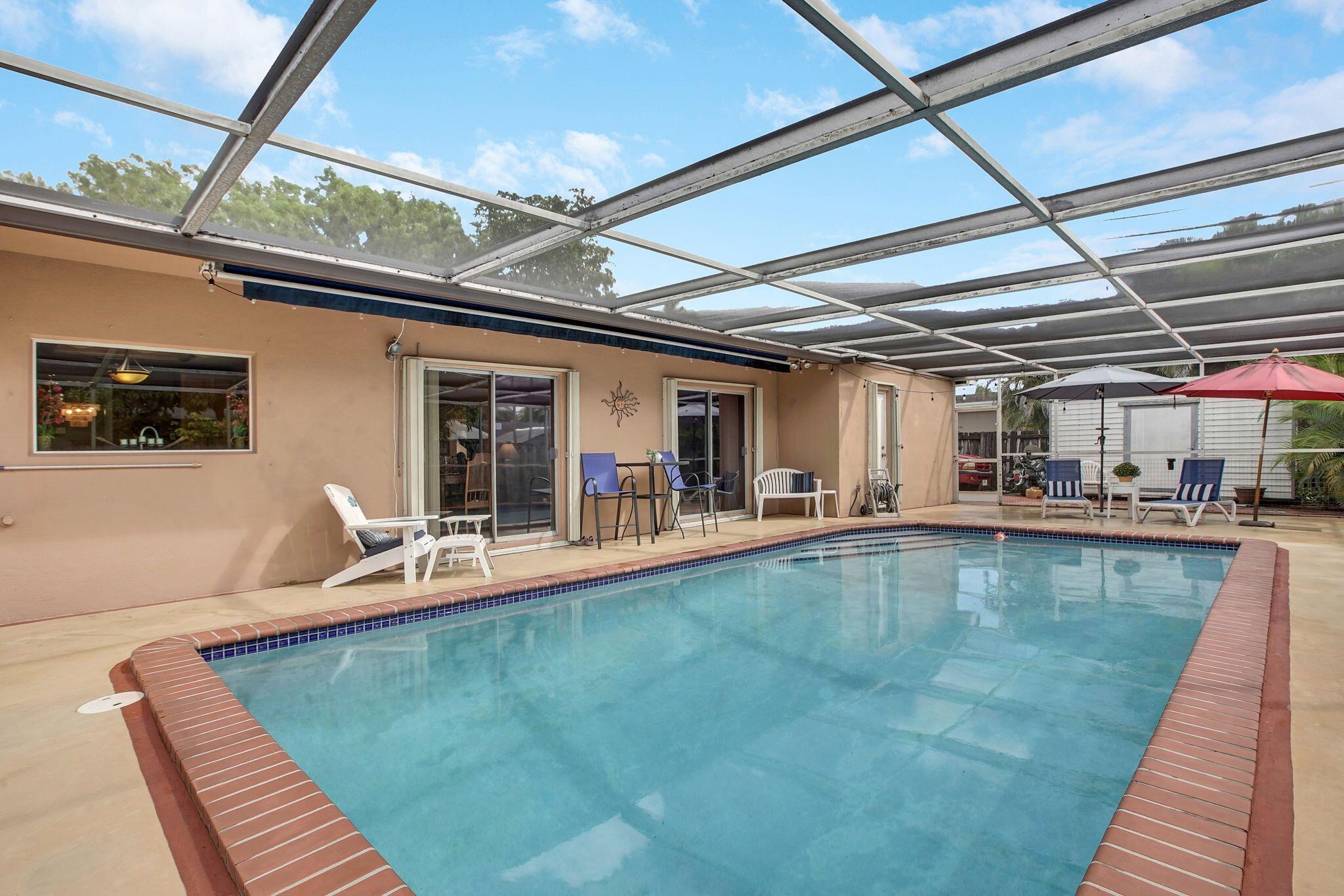 DARLINGTON MANOR - Residential