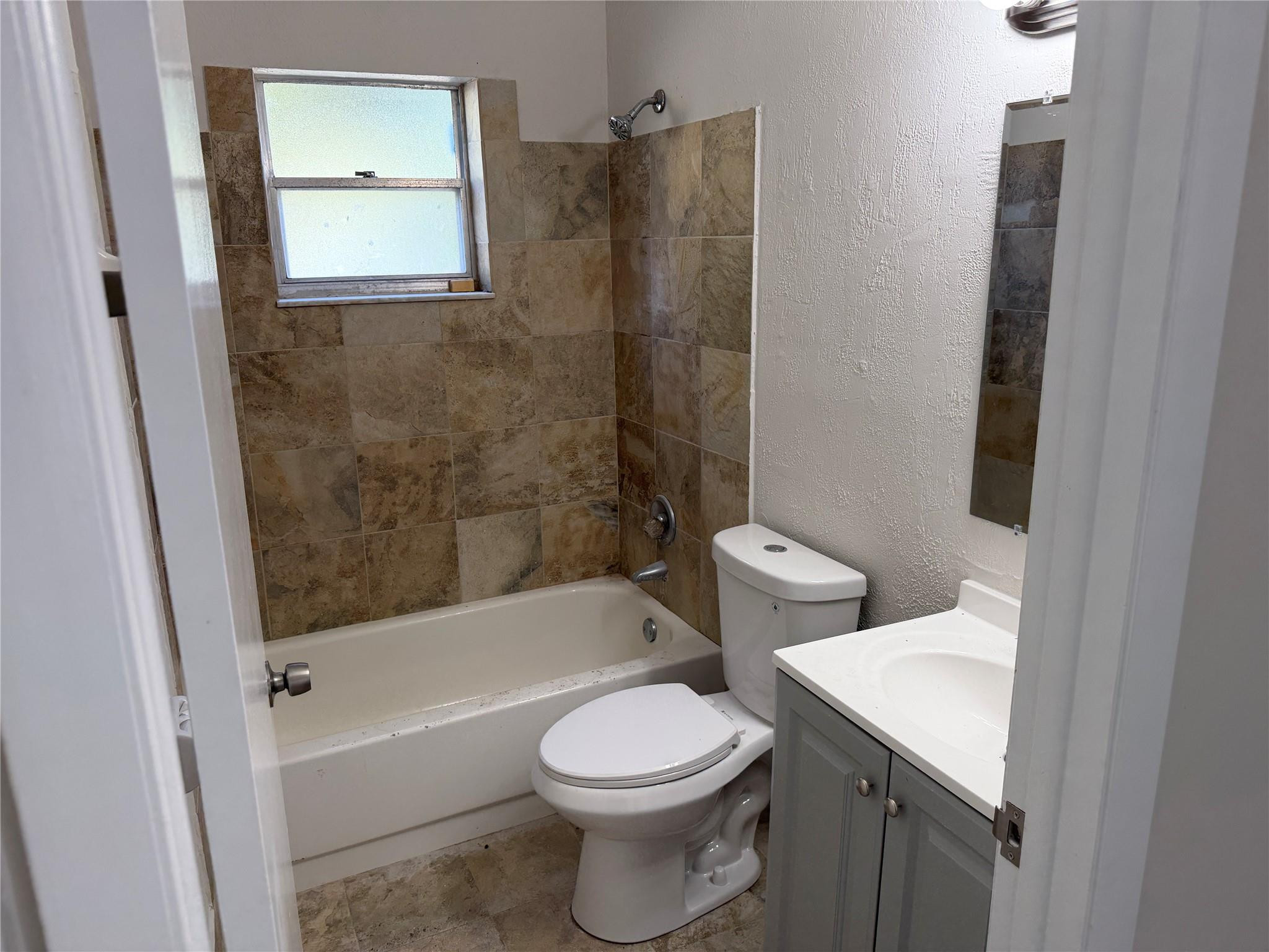 LAKE BOYNTON ESTATES 1 - Residential