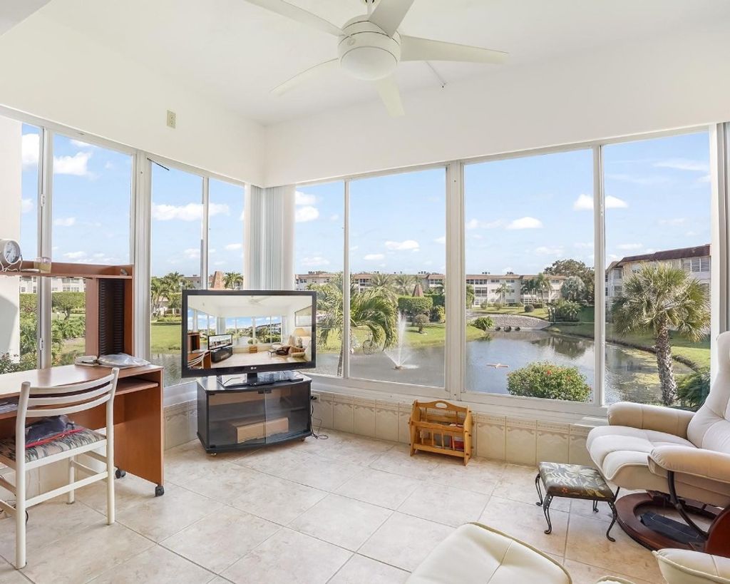 Photo of 3500 NW 48th Avenue #513, Lauderdale Lakes, FL 33319 (MLS # F10540210)