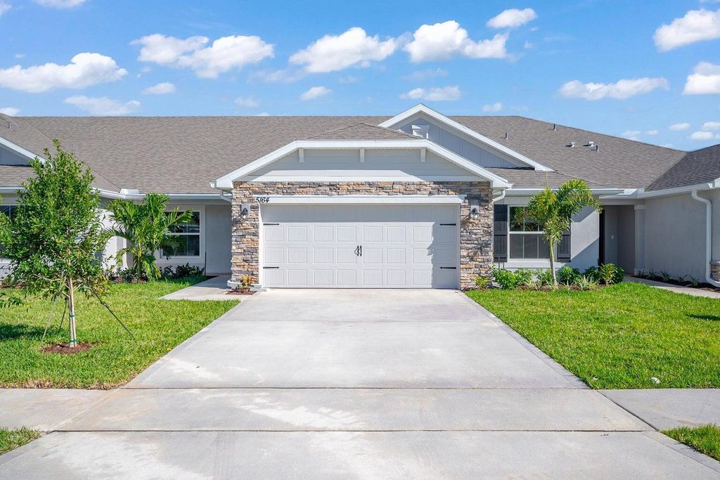 Photo of 5127 Modeno Street, Fort Pierce, FL 34951 (MLS # R11046398)