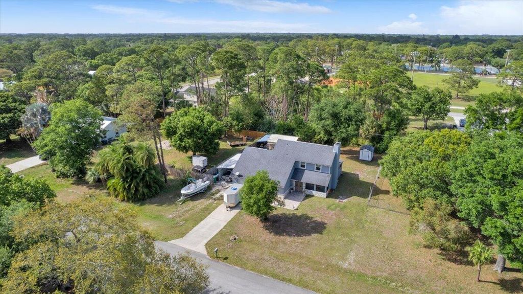Photo of 7202 Kenwood Road, Fort Pierce, FL 34951 (MLS # B26009965)