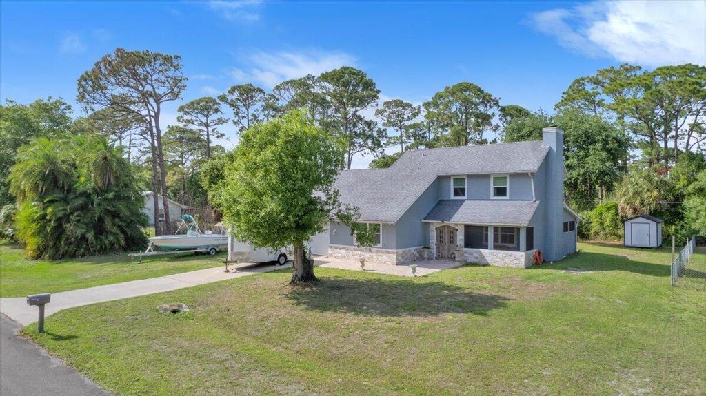 Photo of 7202 Kenwood Road, Fort Pierce, FL 34951 (MLS # B26009965)