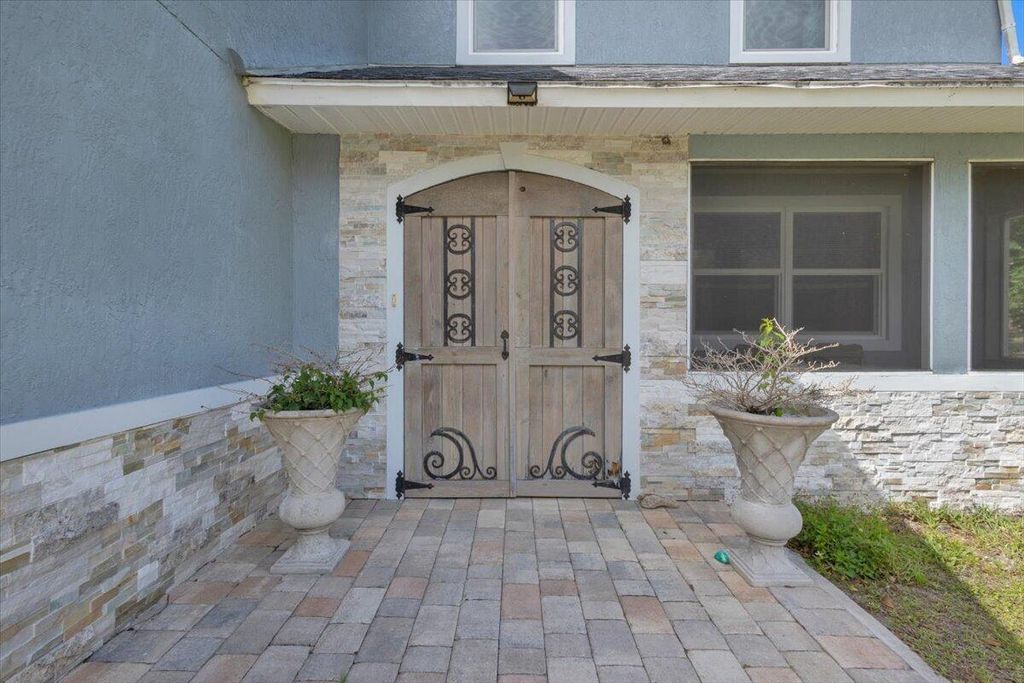 Photo of 7202 Kenwood Road, Fort Pierce, FL 34951 (MLS # B26009965)