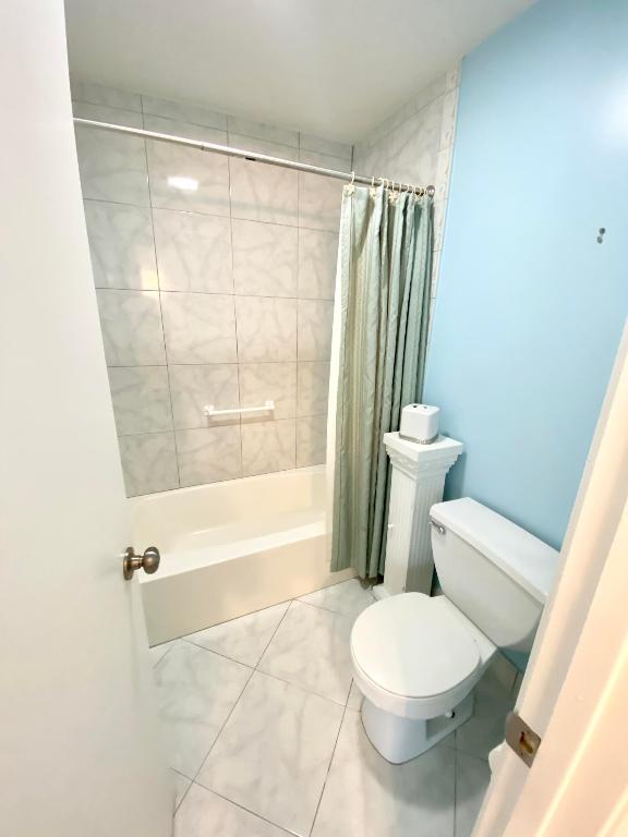 PINES OF DELRAY - Residential