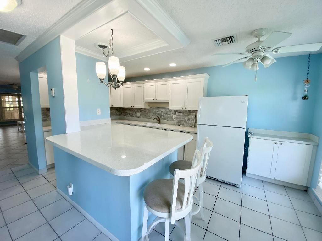 Photo of 2401 E Palm Lane #A, Delray Beach, FL 33445 (MLS # R10984853)