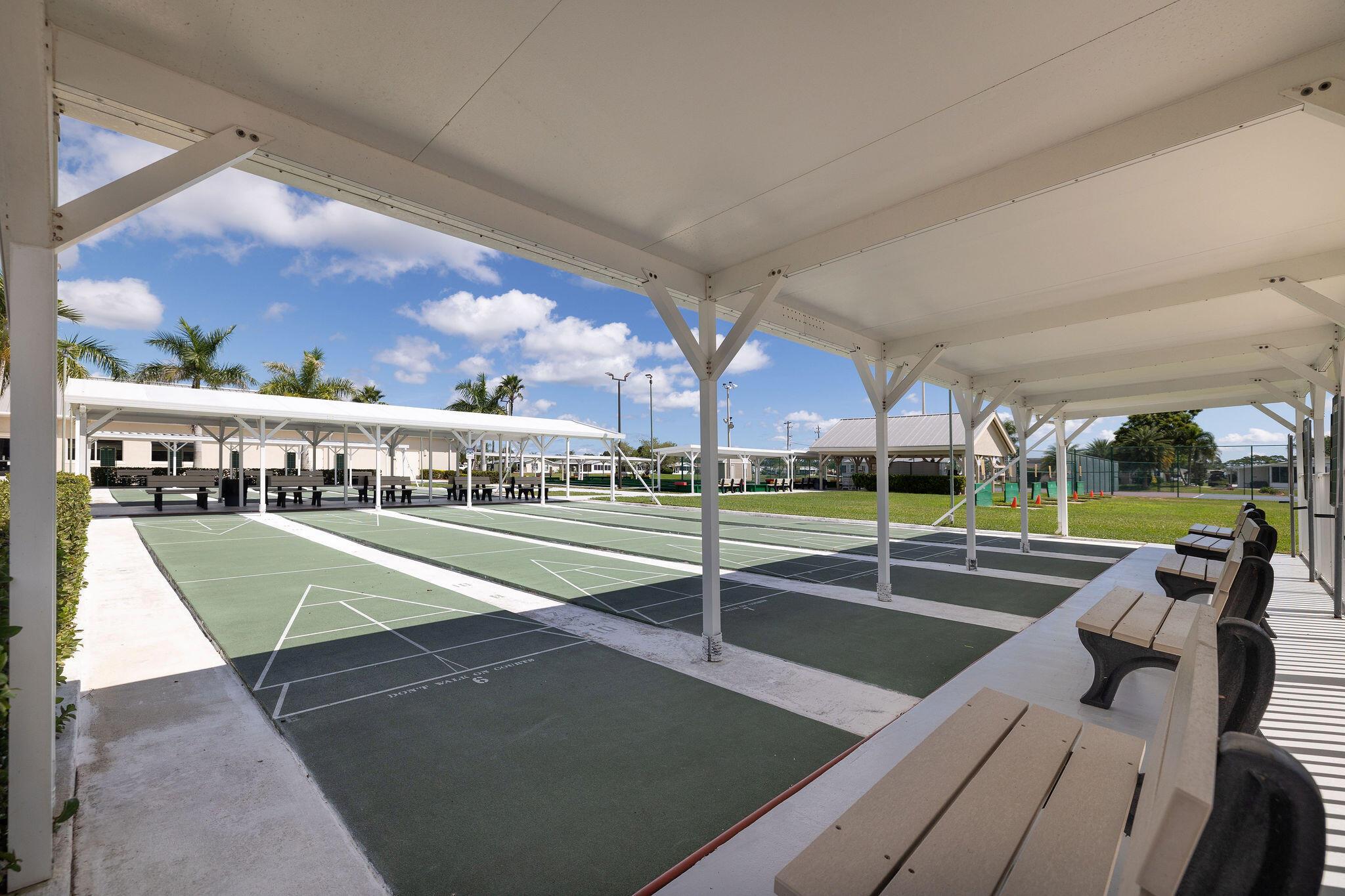 THE LINKS AT SAVANNA CLUB - Residential