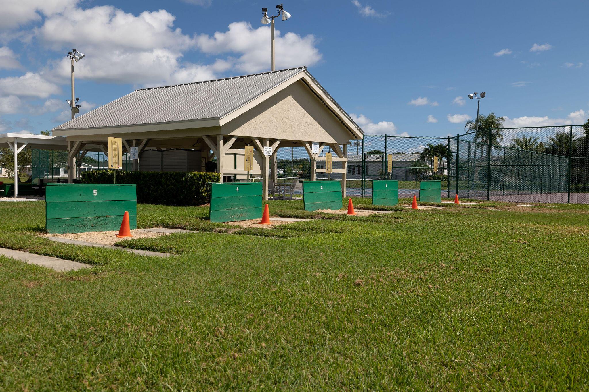 THE LINKS AT SAVANNA CLUB - Residential