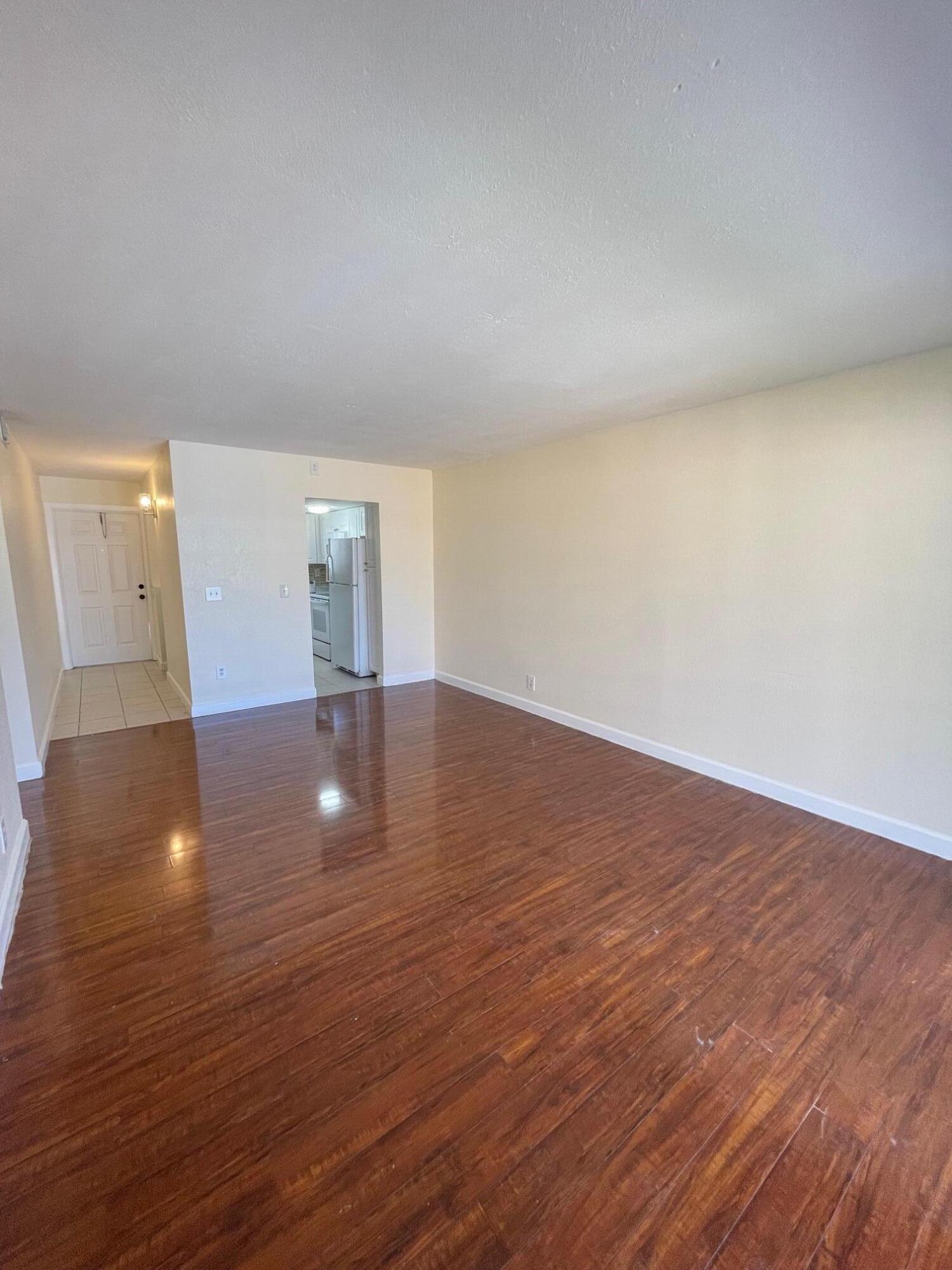 APARTMENTS AT TIMBERLAKE CONDO - Residential Lease