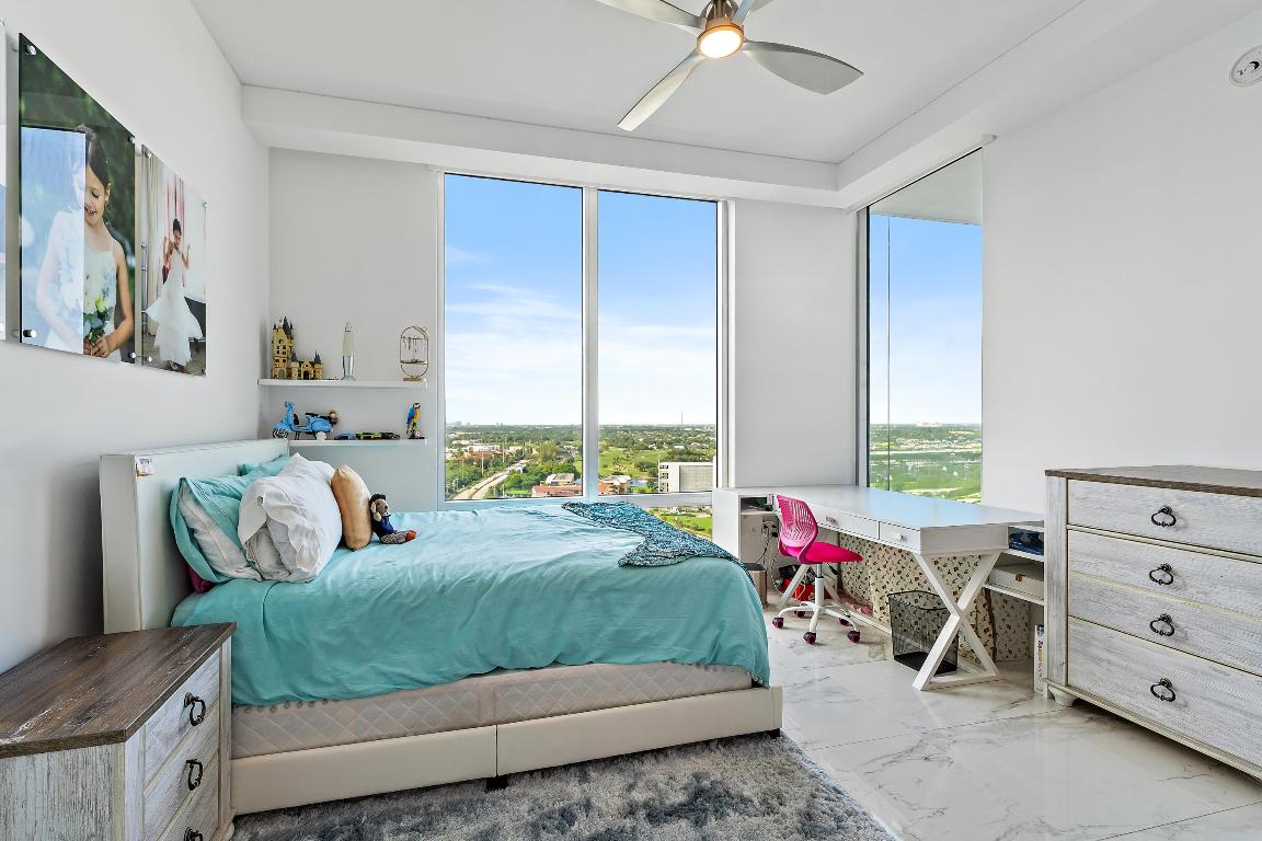 WATER CLUB NORTH PALM BEACH CONDO - Residential