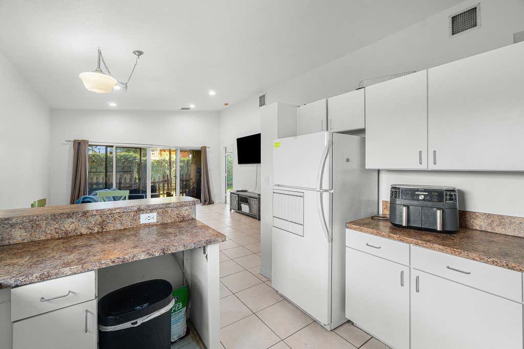 Photo of 2406 SUNDY Avenue, Delray Beach, FL 33444 (MLS # B26062838)