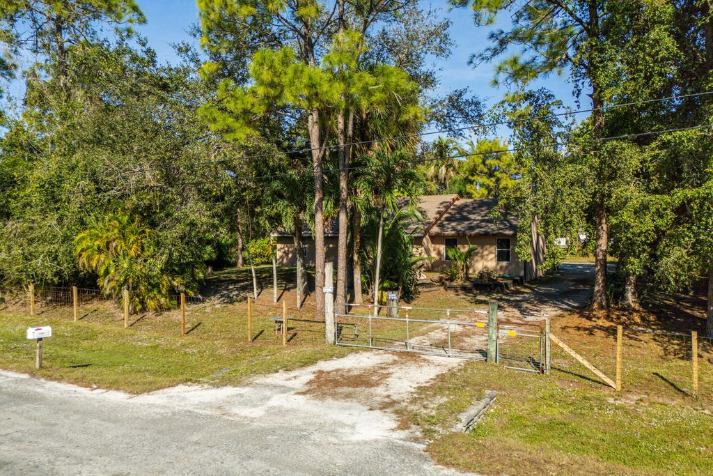 Photo of 17889 62nd Road N, The Acreage, FL 33470 (MLS # R11146318)