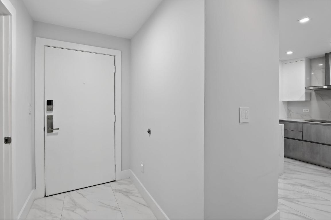 TENNIS CLUB LENGLEN CONDO (Lauderdale Tennis Club) - Residential