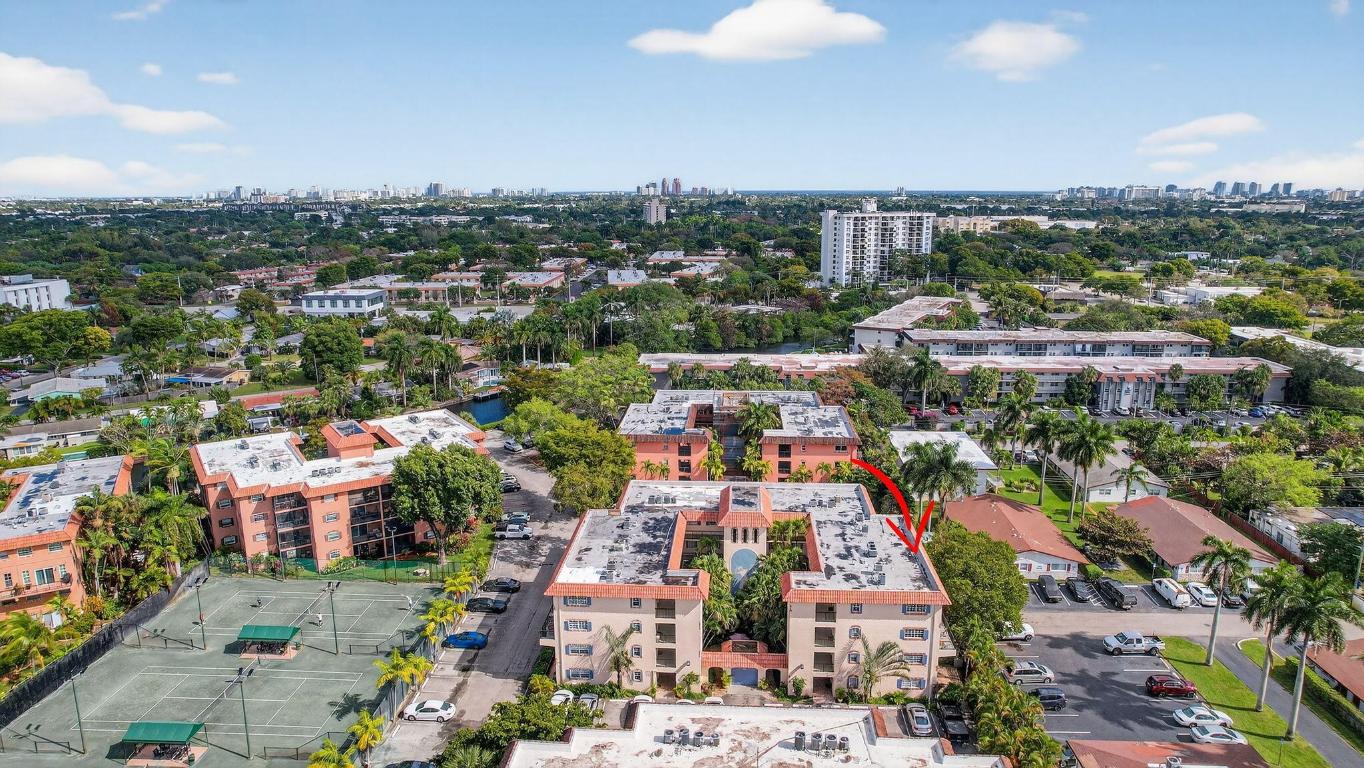 TENNIS CLUB LENGLEN CONDO (Lauderdale Tennis Club) - Residential