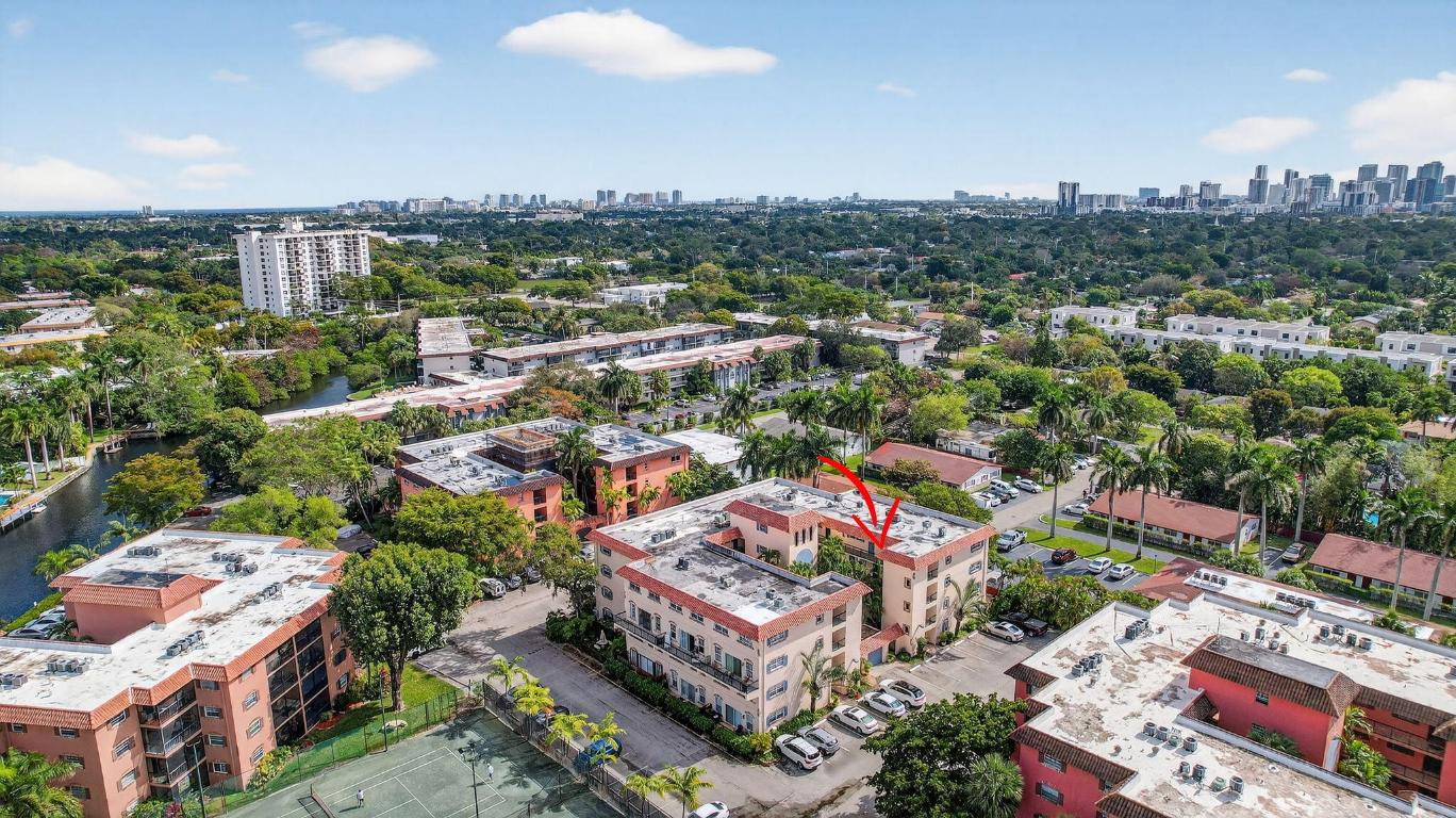 TENNIS CLUB LENGLEN CONDO (Lauderdale Tennis Club) - Residential