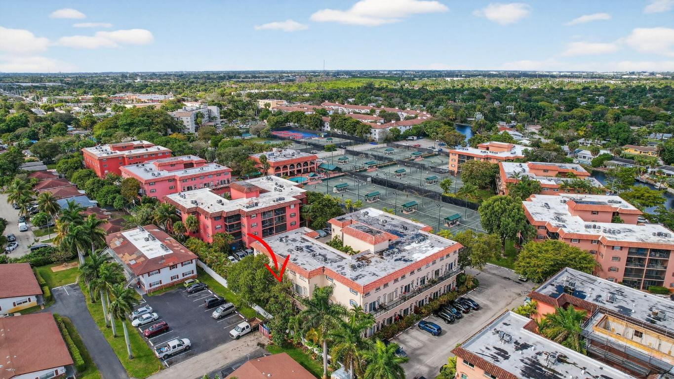 TENNIS CLUB LENGLEN CONDO (Lauderdale Tennis Club) - Residential