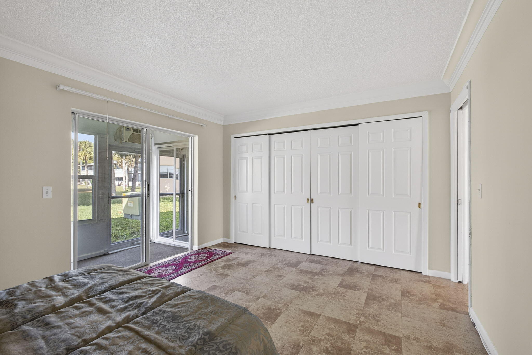 CENTURY VILLAGE HASTINGS CONDOS - Residential