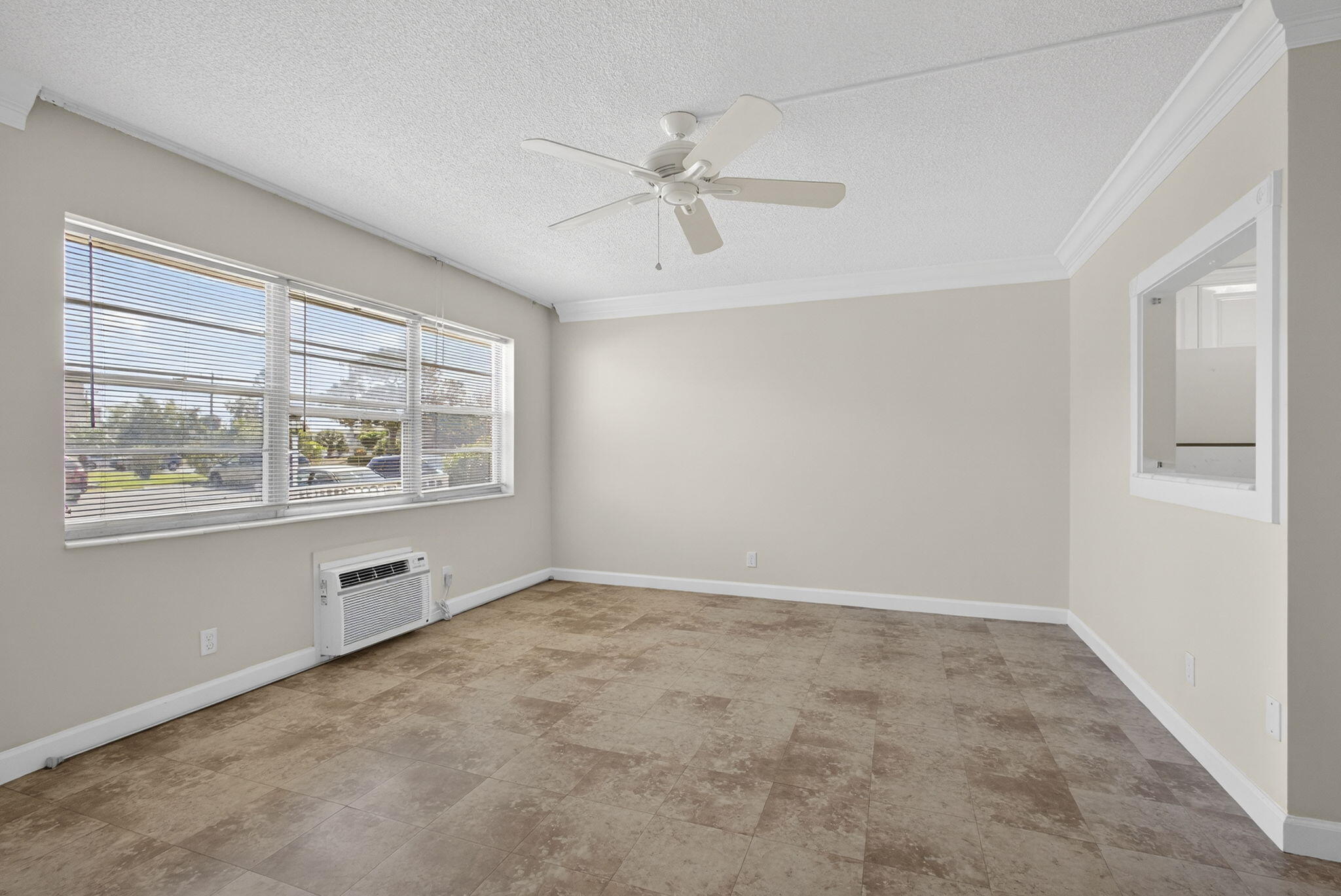 CENTURY VILLAGE HASTINGS CONDOS - Residential