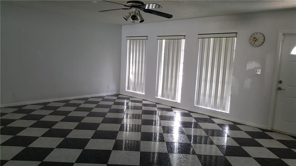 Crystal Lake 4th Sec 66-1 - Residential