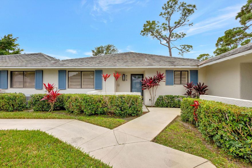 Seasonal rental in PGA National Beautifully maintained 2BR/2BA corner Cottage in the sought after Club Cottage community. This  furnished unit offers exceptional natural light and a serene pond view from the main living areas and patio. Open floor plan with comfortable living and dining. Two spacious bedrooms. Walk to hotel pool and restaurants  Golf privileges and Gym available for additional Fee.