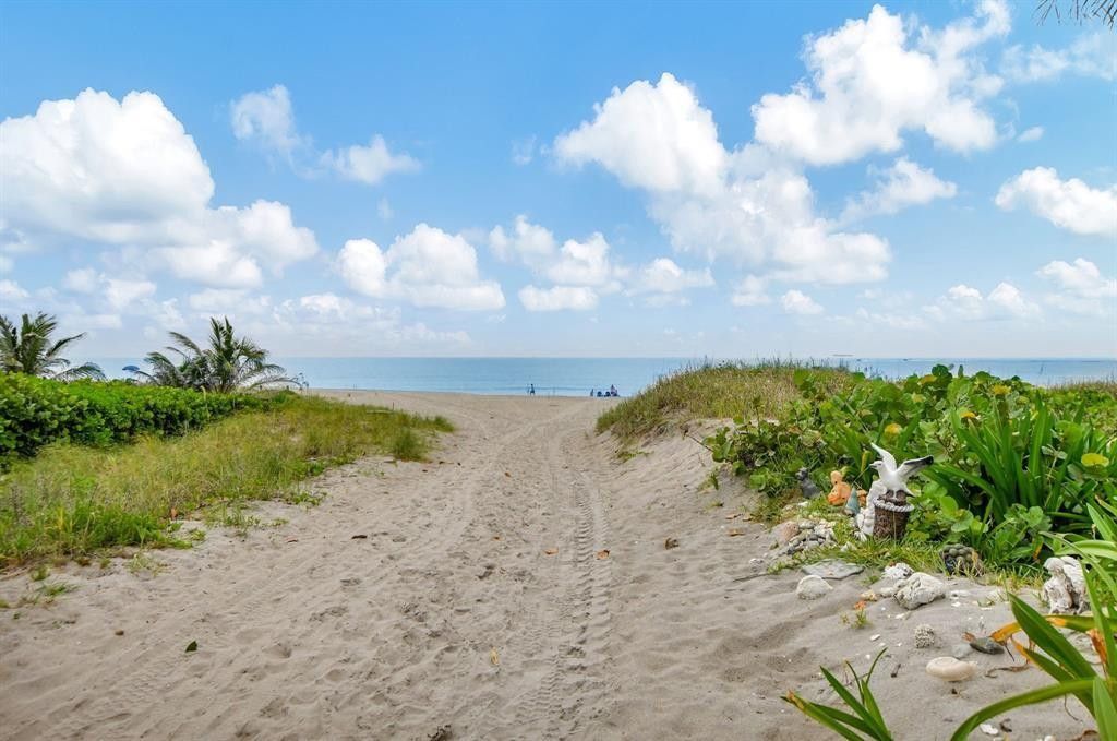 Photo of 1932 NE 7th Street #2, Deerfield Beach, FL 33441 (MLS # F10554573)