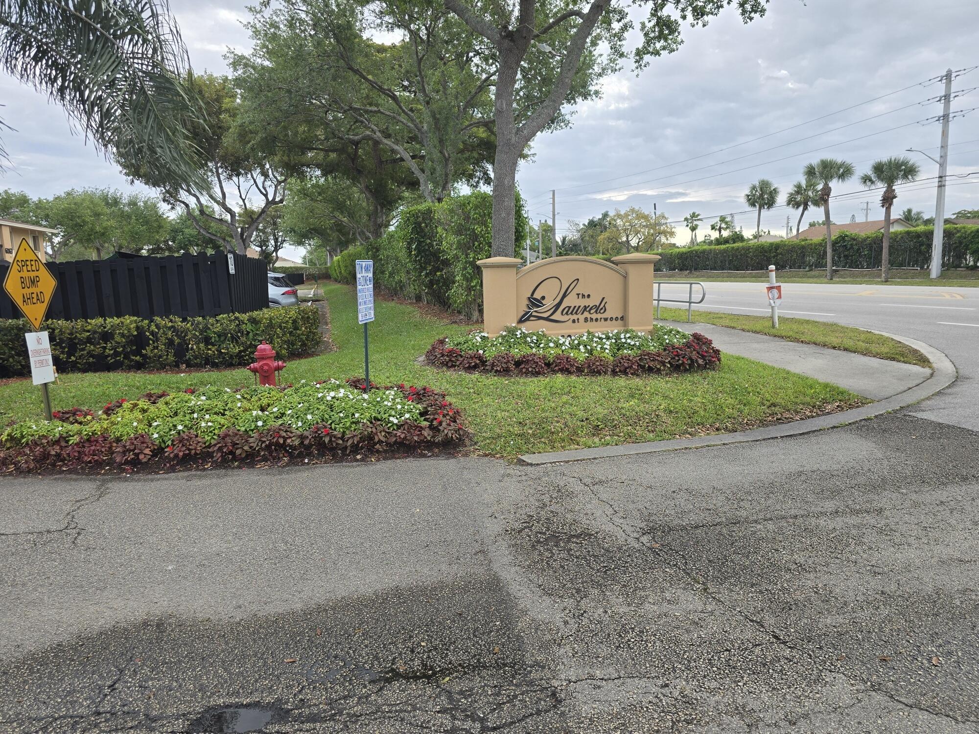 Enjoy every day in this charming condominium located in a desirable Laurels of Sherwood community, the unit comes with all the appliances, Washer and dryer.
