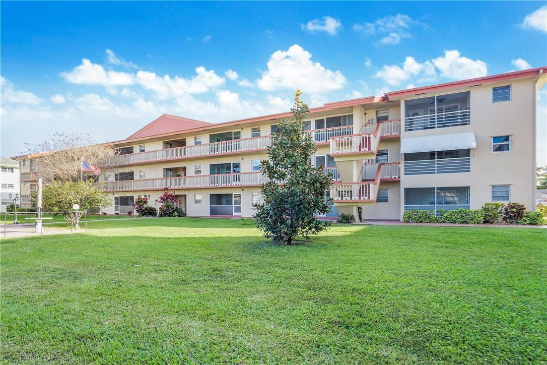 BEVERLY HILLS CONDOMINIUM - Residential