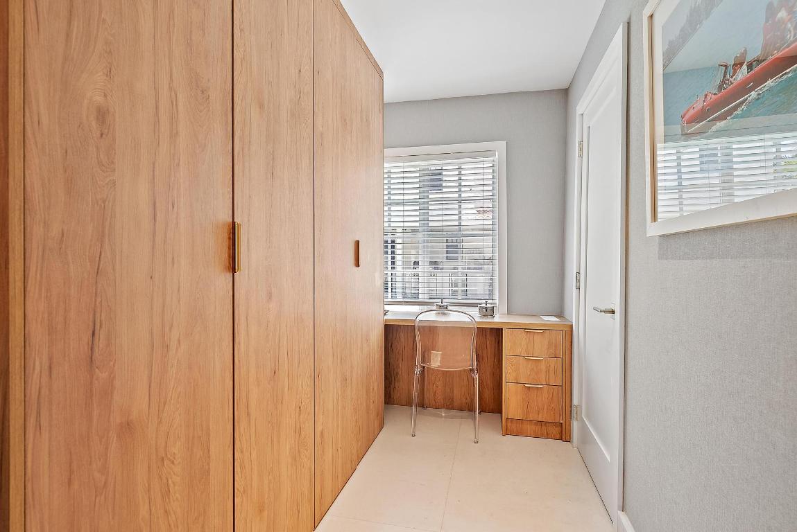 SOUTHLAND PARK - Residential Lease