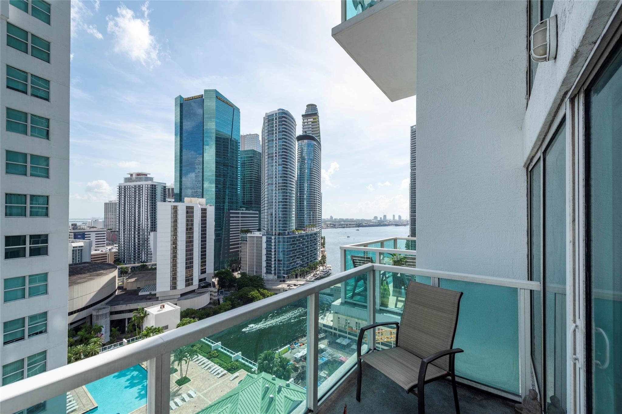 41 SE 5th Street 1315, Miami FL 33131
