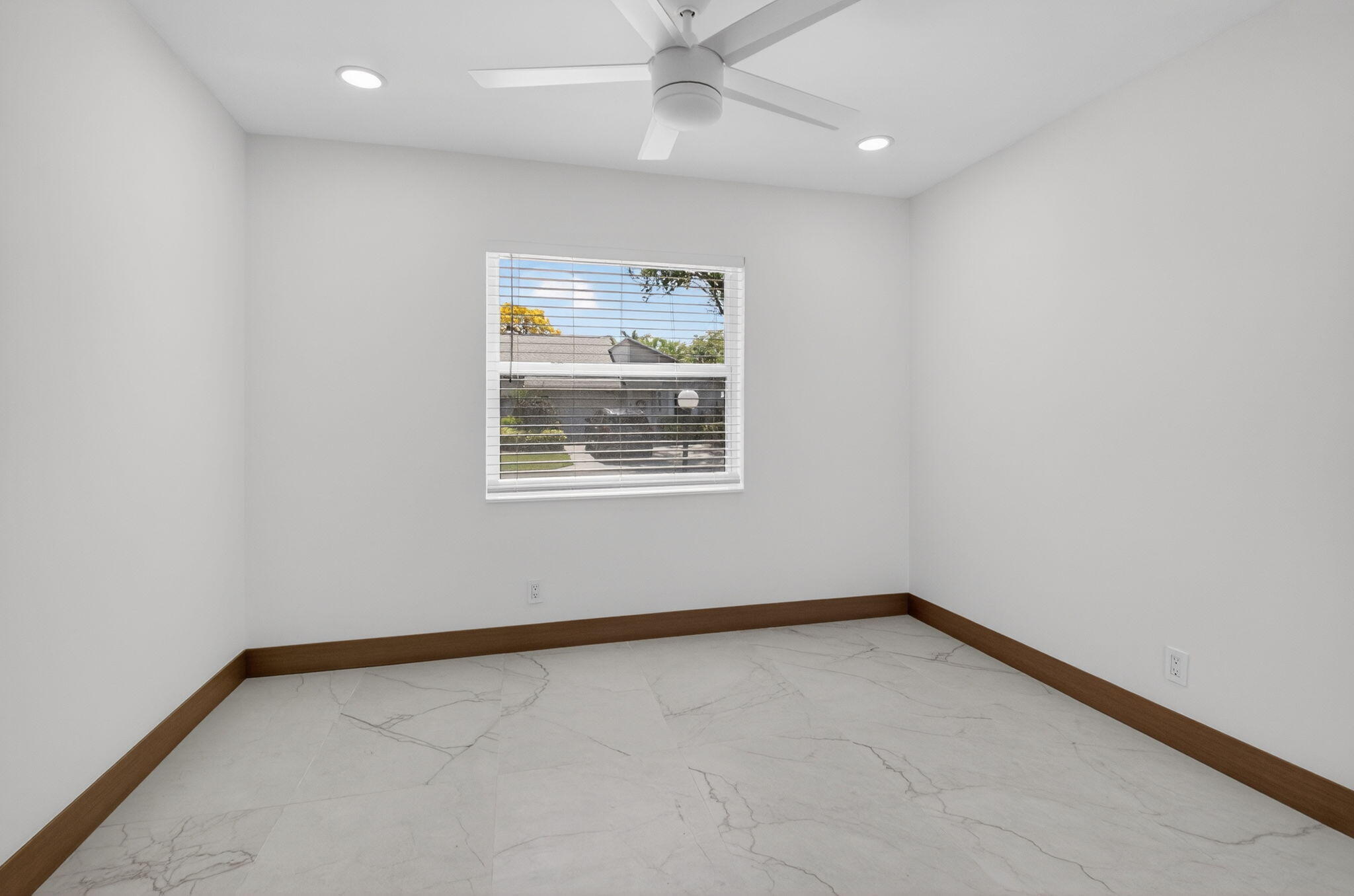 WHISPER WALK CONDOS - Residential