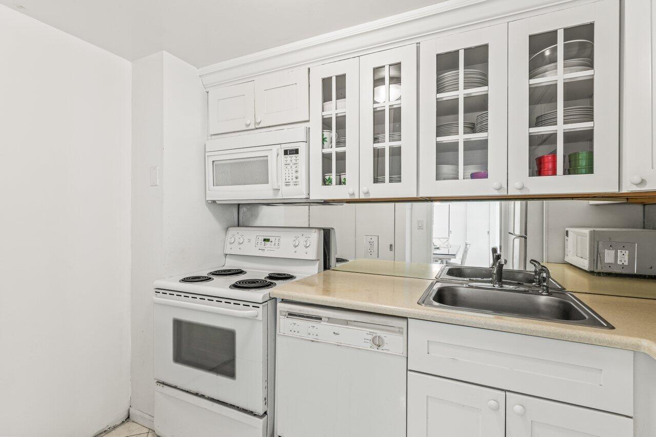 AMBASSADOR SOUTH DEV CORP - Residential