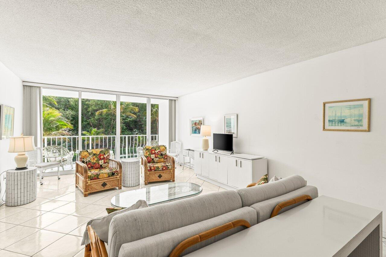 2774 S Ocean Boulevard 206