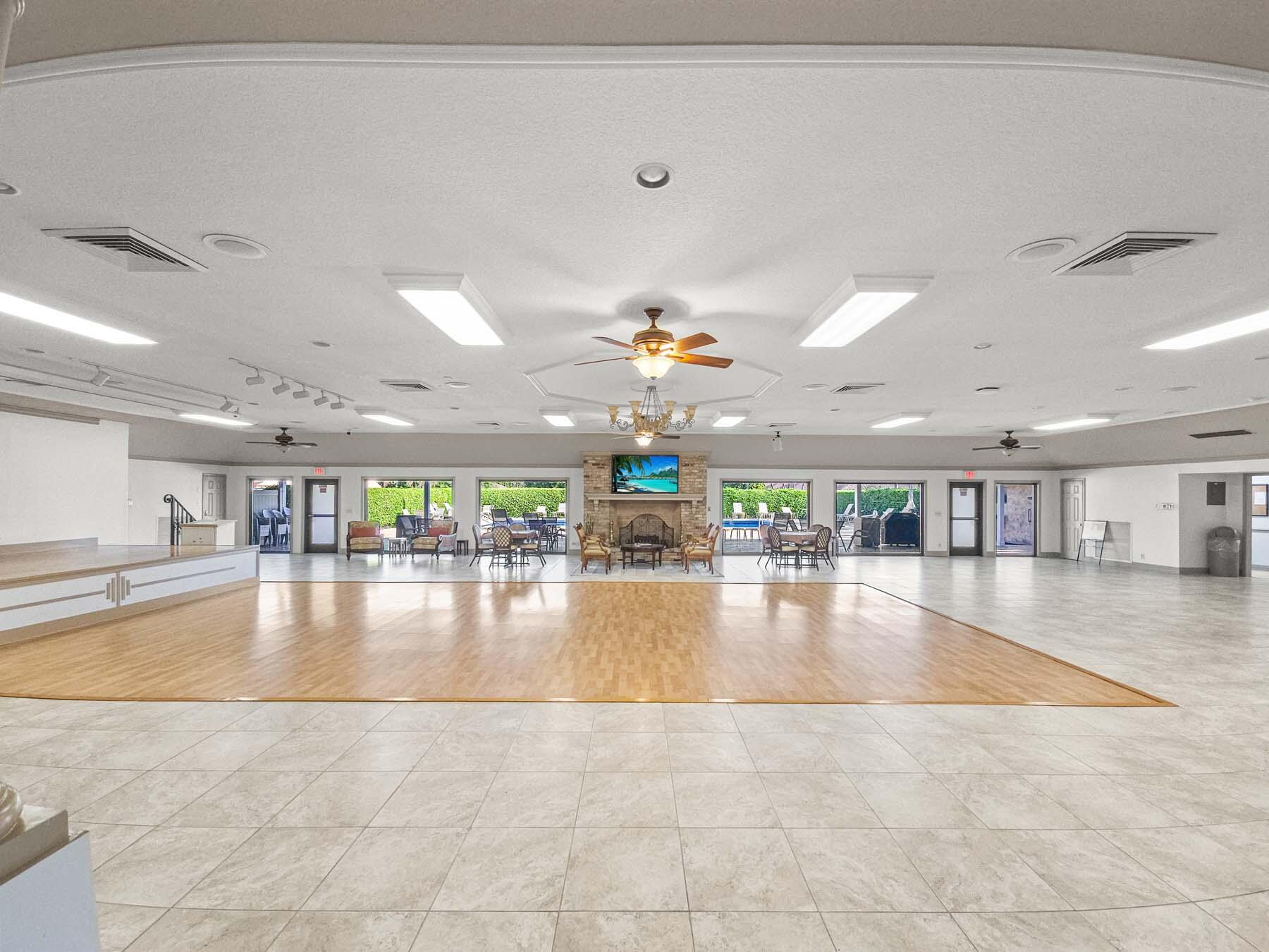 BENT TREE VILLAS EAST CONDO - Residential