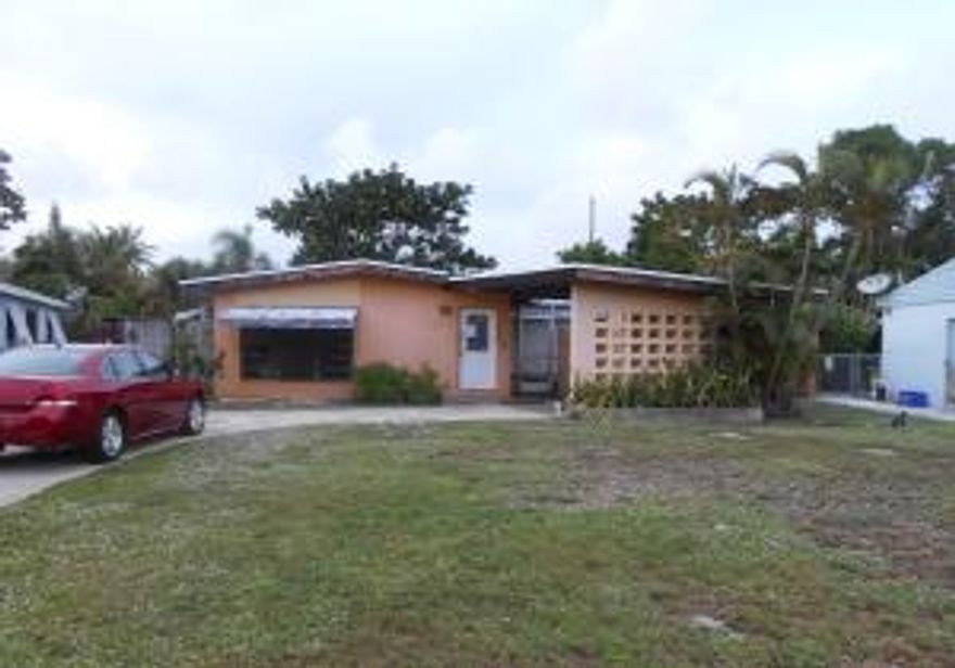 3 BR 2 BATH POOL HOME IN DESIRABLE AREA CLOSE TO SHOPPING, I-95, BETHESDA HOSPITAL AND THE OCEAN - NEEDS LOTS OF TLC - SEE ANY HUD-REGISTERED BROKER - HUD CASE NUMBER 092-823185