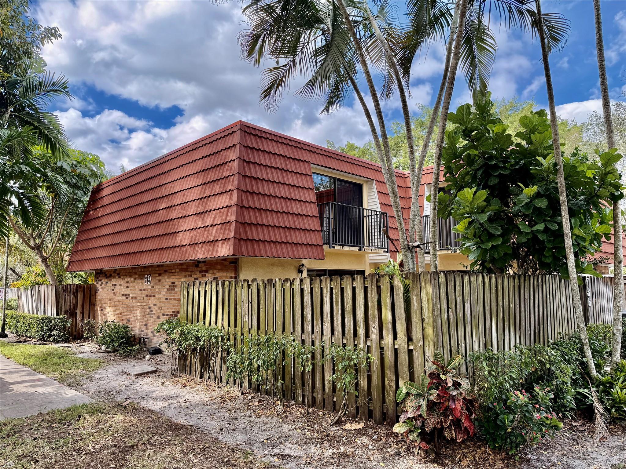 JACARANDA PARCEL 610 - Residential Lease