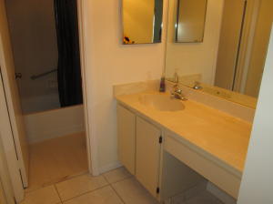 GOLDEN LAKES VILLAGE - Residential