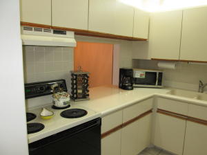 GOLDEN LAKES VILLAGE - Residential