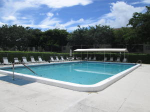 GOLDEN LAKES VILLAGE - Residential