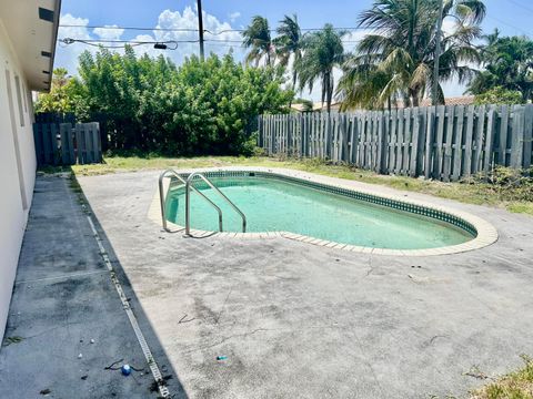 Tiny photo for 5371 NE 17TH Terrace, Fort Lauderdale, FL 33334 (MLS # B26052957)