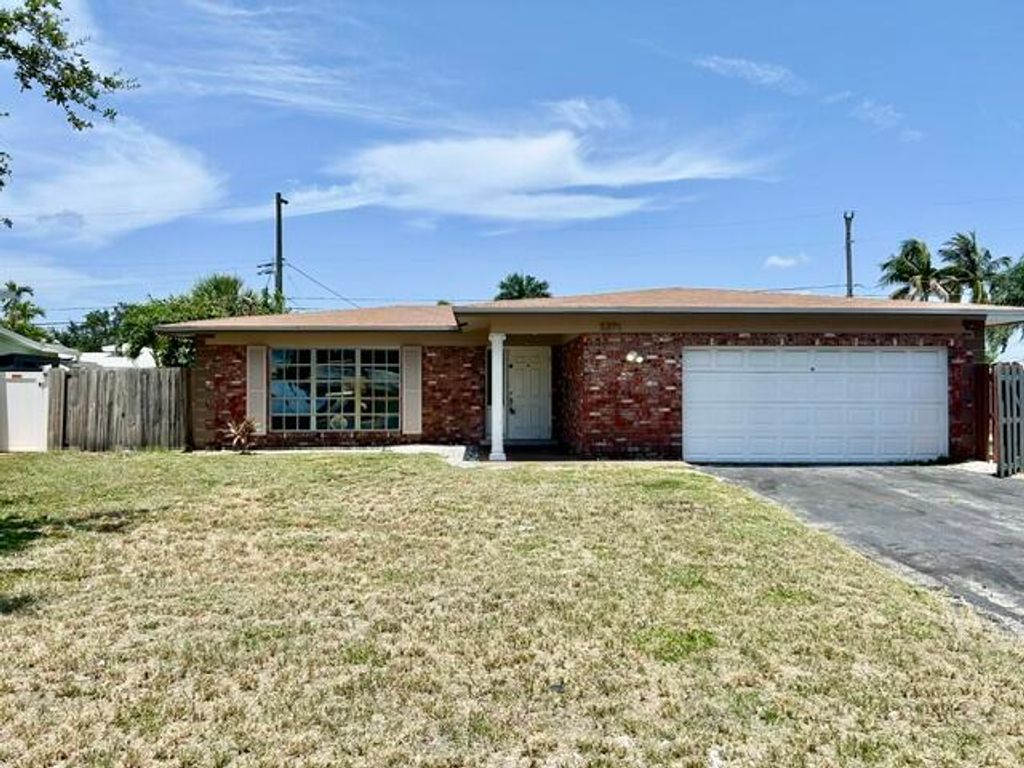 Photo of 5371 NE 17TH Terrace, Fort Lauderdale, FL 33334 (MLS # B26052957)