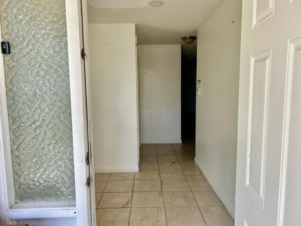Photo of 5371 NE 17TH Terrace, Fort Lauderdale, FL 33334 (MLS # B26052957)
