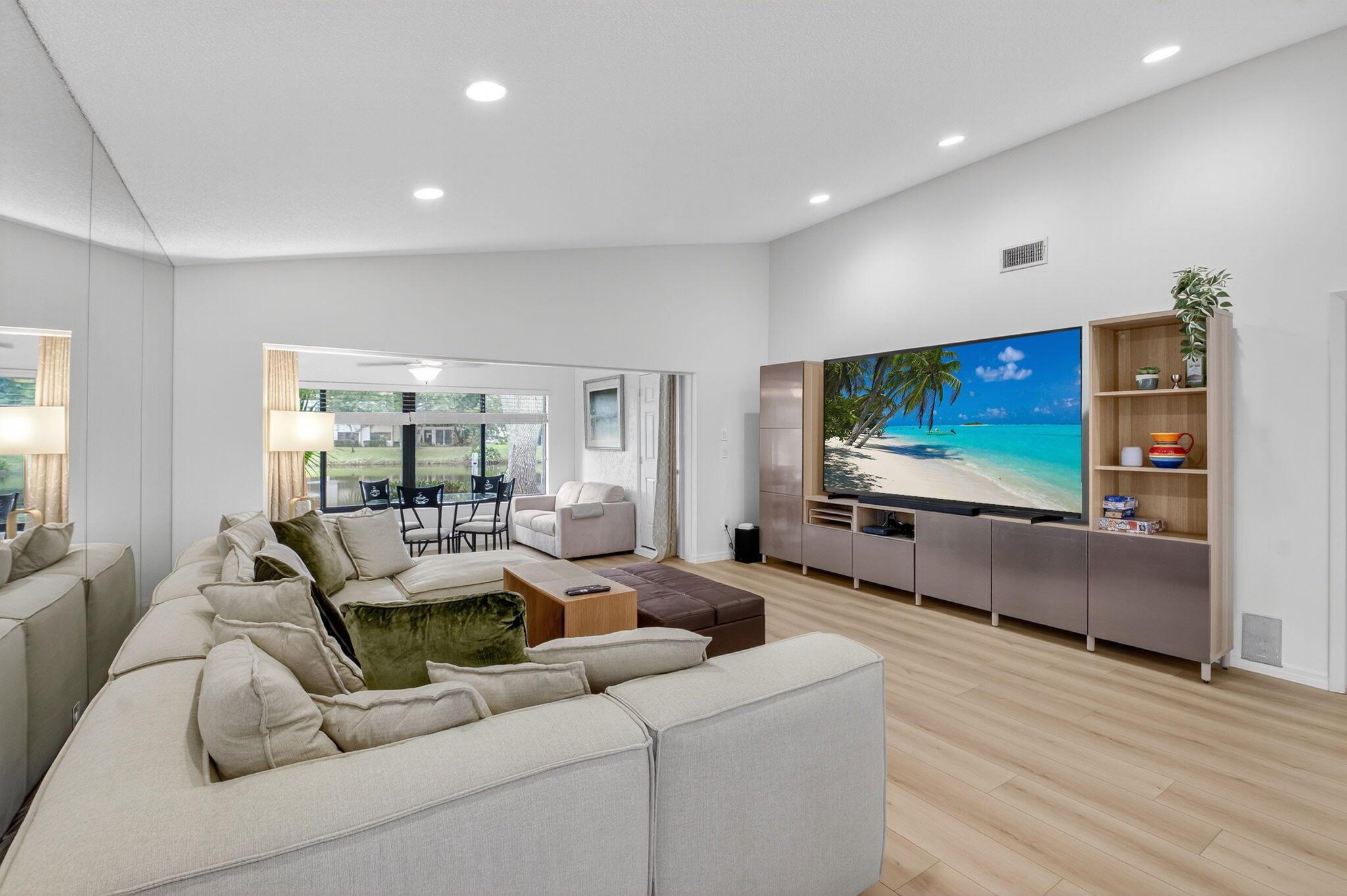 WESTGATE AT HUNTERS RUN C - Residential