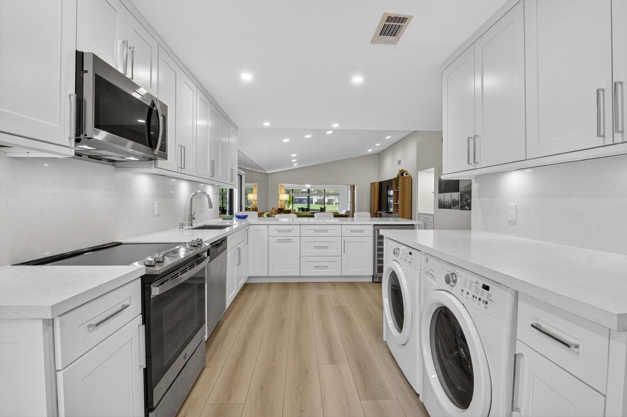 WESTGATE AT HUNTERS RUN C - Residential