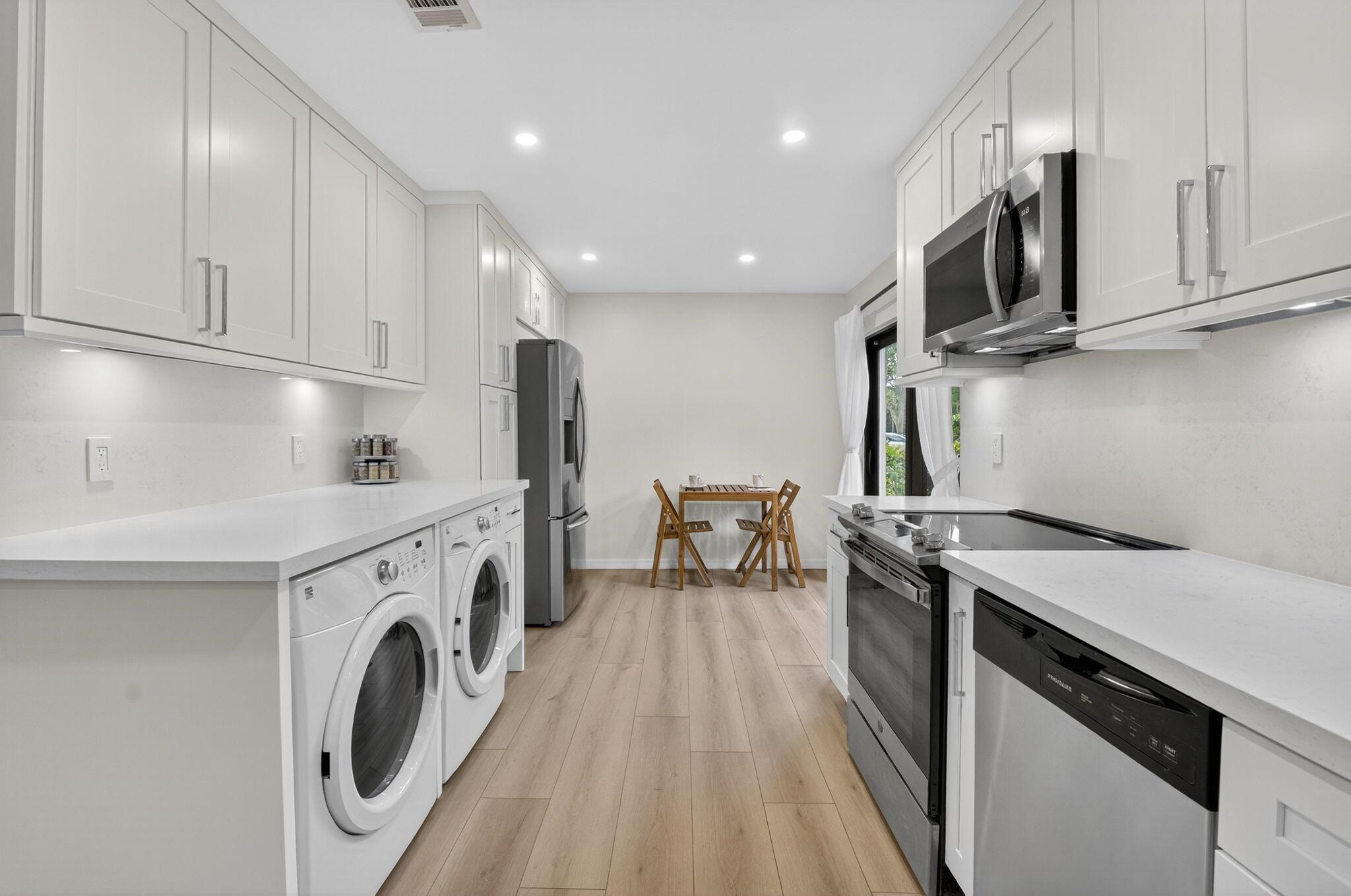 WESTGATE AT HUNTERS RUN C - Residential